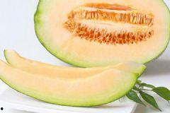 吃哈密瓜可以吃大虾吗,美味搭配的禁忌与建议