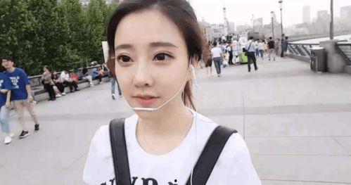 冯中明重庆网红,魅力四溢的街头传奇