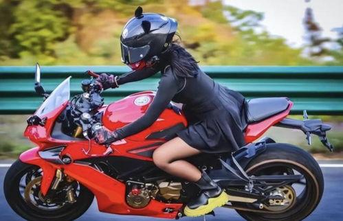 吃瓜骑摩托的网红在医院,吃瓜骑摩托网红医院奇遇记