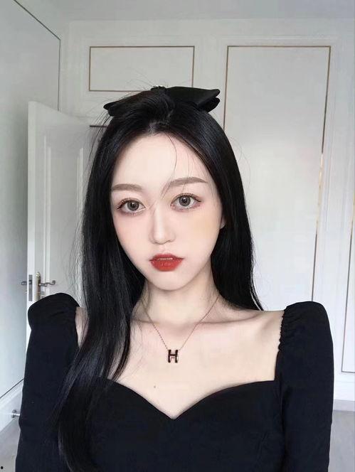 明网红,红颜祸水与英雄豪杰的传奇故事