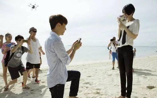 明星海滩求婚